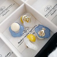 1 Pair Cute Simple Style Classic Style Flower Resin Ear Studs main image 9