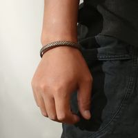 Rétro Bloc De Couleur Faux Cuir Acier Au Titane Polissage Hommes Bracelet main image 3