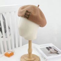 Women's Basic Retro British Style Solid Color Metal Button Eaveless Beret Hat sku image 3