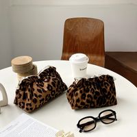 Streetwear Leopard Polyester Square Makeup Bags main image 3