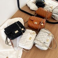 Women's Pu Leather Solid Color Streetwear Square Lock Clasp Shoulder Bag Crossbody Bag main image 1