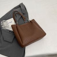 Women's All Seasons Pu Leather Solid Color Streetwear Square Zipper Tote Bag sku image 2