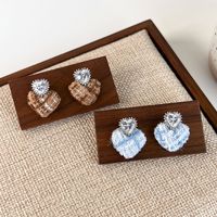 1 Pair Vintage Style Heart Shape Woolen Copper Ear Studs main image 5