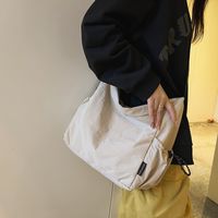 Unisex Nylon Solid Color Elegant Vacation Sewing Thread Square Zipper Shoulder Bag Messenger Bag main image 3