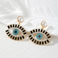 1 Pair Classical Vintage Style Exaggerated Devil's Eye Plating Inlay Alloy Pearl Zircon Drop Earrings main image 4