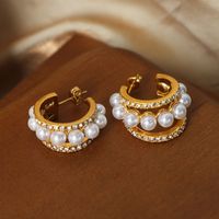 1 Paar Einfacher Stil Einfarbig Überzug Inlay Künstliche Perle Titan Stahl Künstliche Perlen Künstlicher Diamant 18 Karat Vergoldet Reif Ohrringe main image 6