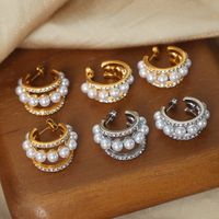 1 Pair Simple Style Solid Color Plating Inlay Artificial Pearl Titanium Steel Artificial Pearls Artificial Diamond 18k Gold Plated Hoop Earrings main image 3