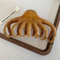 Retro Solid Color Hollow Out Hair Claws sku image 2