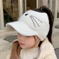 Girl's Cute Basic Cat Embroidery Ivy Cap main image 3
