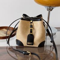 Women's Pu Leather Solid Color Streetwear Bucket String Shoulder Bag Crossbody Bag main image 4