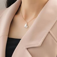 Princess Sweet Heart Shape Copper 18k Gold Plated Shell Zircon Pendant Necklace In Bulk main image 4
