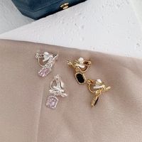 1 Pair Elegant Lady Bow Knot Inlay Alloy Artificial Rhinestones Gold Plated Drop Earrings main image 2