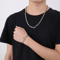 De Base Roche Vêtement De Rue Géométrique Acier Au Titane Placage Hommes Bracelets Collier main image 1