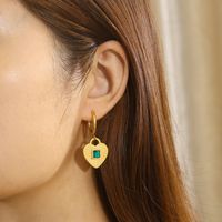 1 Pair Retro Heart Shape Inlay Stainless Steel Rhinestones 18K Gold Plated Drop Earrings main image 4