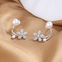 1 Pair Elegant Lady Shiny Petal Plating Inlay Sterling Silver Artificial Pearls Zircon Silver Plated Ear Studs main image 1