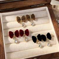1 Pair Vintage Style Bow Knot Plating Alloy Flocking Gold Plated Drop Earrings main image 10