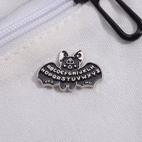 Vintage Style Letter Bat Alloy Plating Unisex Brooches main image 3