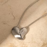Wholesale Ig Style Modern Style Heart Shape Stainless Steel Pendant Necklace main image 3