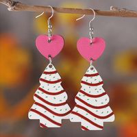 1 Pair Retro Christmas Tree Heart Shape Wood Drop Earrings main image 1