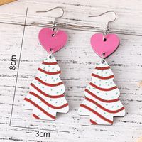 1 Pair Retro Christmas Tree Heart Shape Wood Drop Earrings main image 3