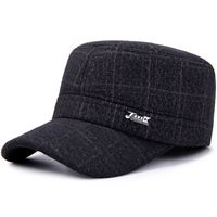 Men's Basic Retro Plaid Curved Eaves Trapper Hat main image 5