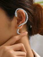 1 Piece Simple Style Classic Style Solid Color Alloy Ear Cuffs main image 1
