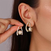 1 Pair Cute Sweet Heart Shape Butterfly Beaded Hollow Out Alloy Ear Studs main image 7