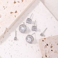 Simple Style Round Copper Plating Inlay Zircon White Gold Plated Ear Studs main image 2