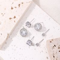 Simple Style Round Copper Plating Inlay Zircon White Gold Plated Ear Studs main image 3