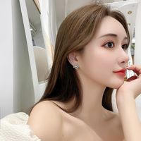 1 Pair Simple Style Classic Style Geometric Inlay Alloy Artificial Rhinestones White Gold Plated Gold Plated Ear Studs main image 6