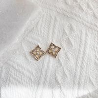 1 Pair Simple Style Classic Style Geometric Inlay Alloy Artificial Rhinestones White Gold Plated Gold Plated Ear Studs main image 3