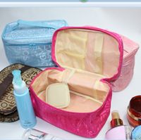 Elegant Letter Polyester Square Makeup Bags main image 1