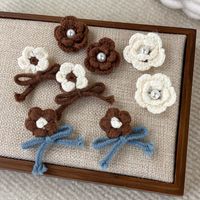 1 Pair Simple Style Classic Style Flower Yarn Ear Studs main image 3