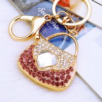 Elegant Koreanische Art Tasche Metall Inlay Strasssteine Frau Taschenanhänger Schlüsselbund sku image 22
