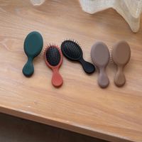 Lady Solid Color Plastic Hair Combs main image 2