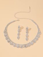 Elegante Estilo Clásico Brillante Geométrico Aleación Embutido Diamantes De Imitación Mujeres Aretes Collar main image 3