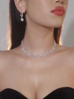 Elegante Estilo Clásico Brillante Geométrico Aleación Embutido Diamantes De Imitación Mujeres Aretes Collar sku image 6