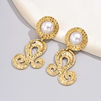 1 Pair Exaggerated Artistic Water Droplets Pearl Flower Alloy Drop Earrings sku image 3
