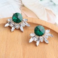 1 Pair Casual Elegant Shiny Leaves Plating Inlay Alloy Artificial Gemstones Gold Plated Ear Studs main image 3