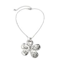 Elegant Ferien Einfacher Stil Blume Legierung Kupfer Großhandel Halskette Mit Anhänger main image 3