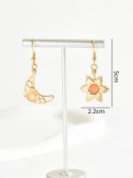 1 Pair Elegant Lady Sun Moon Alloy Drop Earrings main image 4