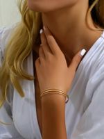 Simple Style Classic Style Solid Color Alloy Women's Cuff Bracelets main image 4