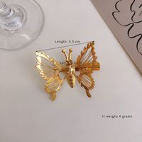 Women's Fashion Butterfly Alloy Butterfly Hollow Out Artificial Pearls Hair Clip sku image 2