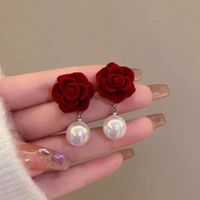 1 Par Estilo Simple Estilo Clásico Flor Embutido Flocado Diamantes De Imitación Perla Pendientes De Gota sku image 2