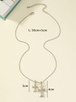 Simple Style Classic Style Solid Color Alloy Wholesale Pendant Necklace main image 4