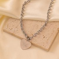 304 Stainless Steel 18K Gold Plated Simple Style Polishing Plating Heart Shape Pendant Necklace main image 4