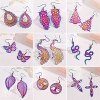 1 Pair Retro Simple Style Peacock Leaves Plating 201 Stainless Steel K Gold Plated Drop Earrings main image 1