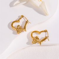 1 Pair Simple Style Irregular Heart Shape Bee Plating 201 Stainless Steel 18K Gold Plated Ear Studs main image 1