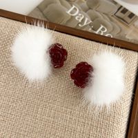 1 Pair Simple Style Classic Style Commute Flower Patchwork Resin Hairball Drop Earrings main image 7