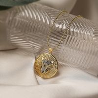 Simple Style Commute Animal Copper Plating Inlay Zircon 18k Gold Plated Pendant Necklace sku image 2